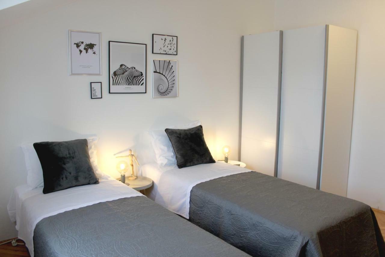 Marjan Hill Apartment - Close To Center & Garage Split Eksteriør billede